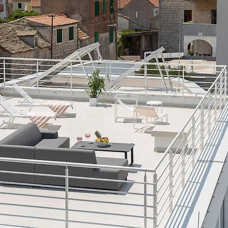 Sunrise: Sea Views And Heated Pool Villa *