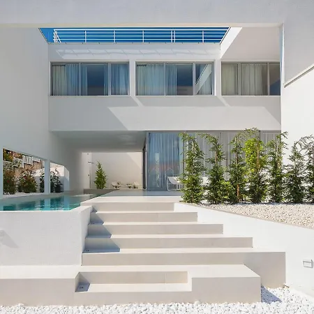 Sunrise: Sea Views And Heated Pool Villa Trogir