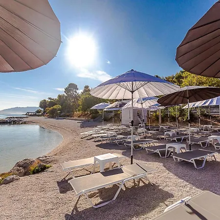 Sunrise: Sea Views And Heated Pool * Trogir